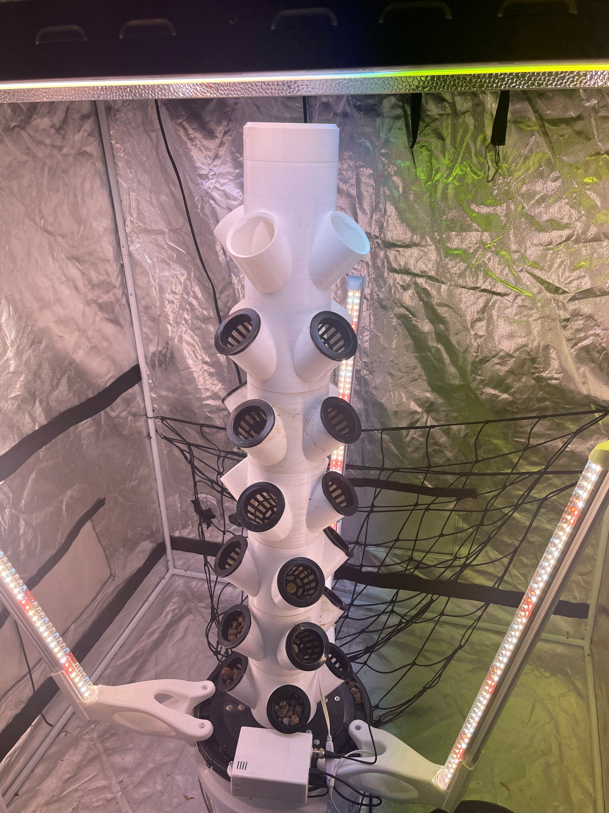 IEVA 3D Printed Modular Hydroponic 4.5ft Tower 28 Pot - 3D Root Labs